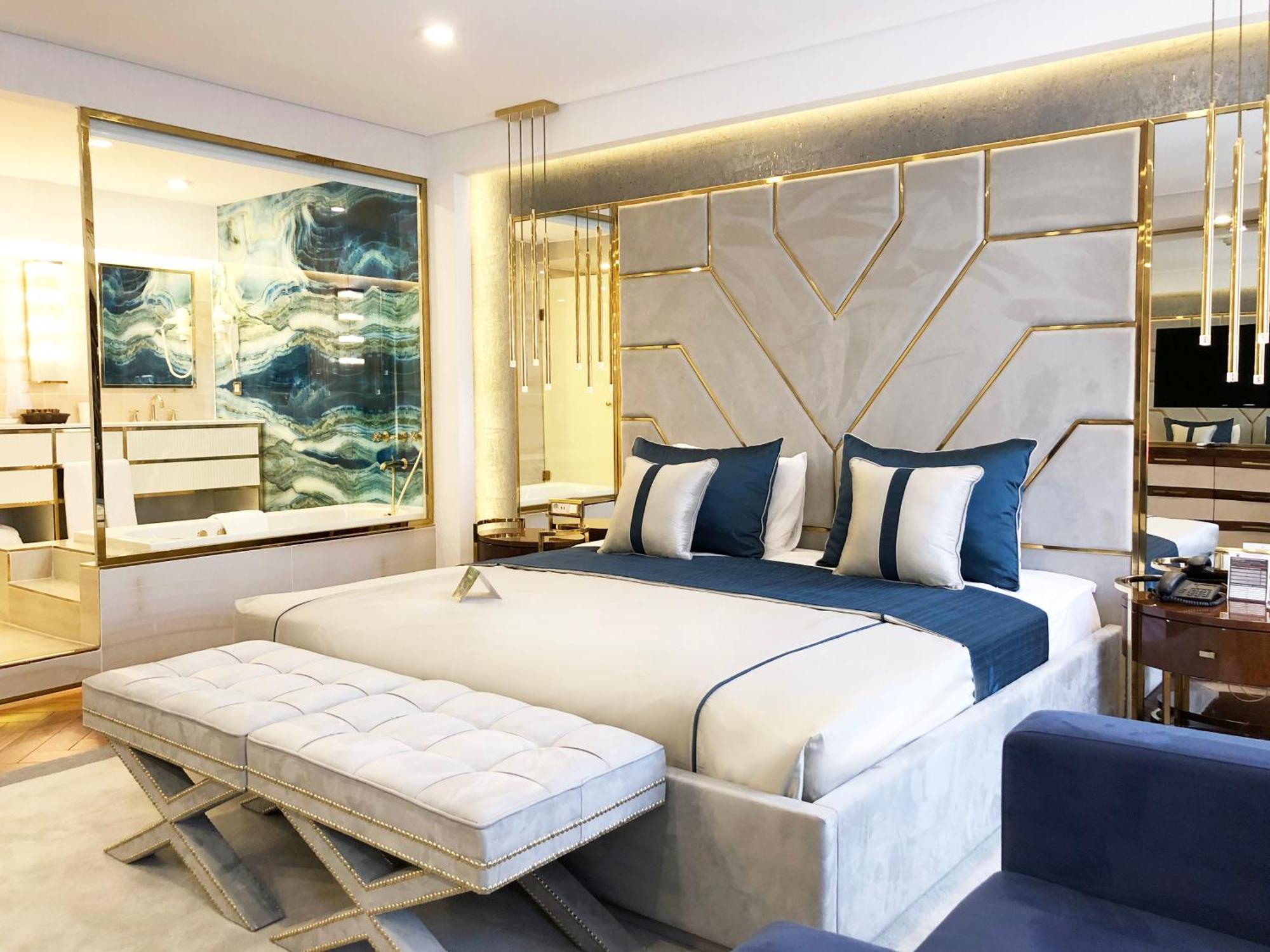 Zurich Hotel 4*