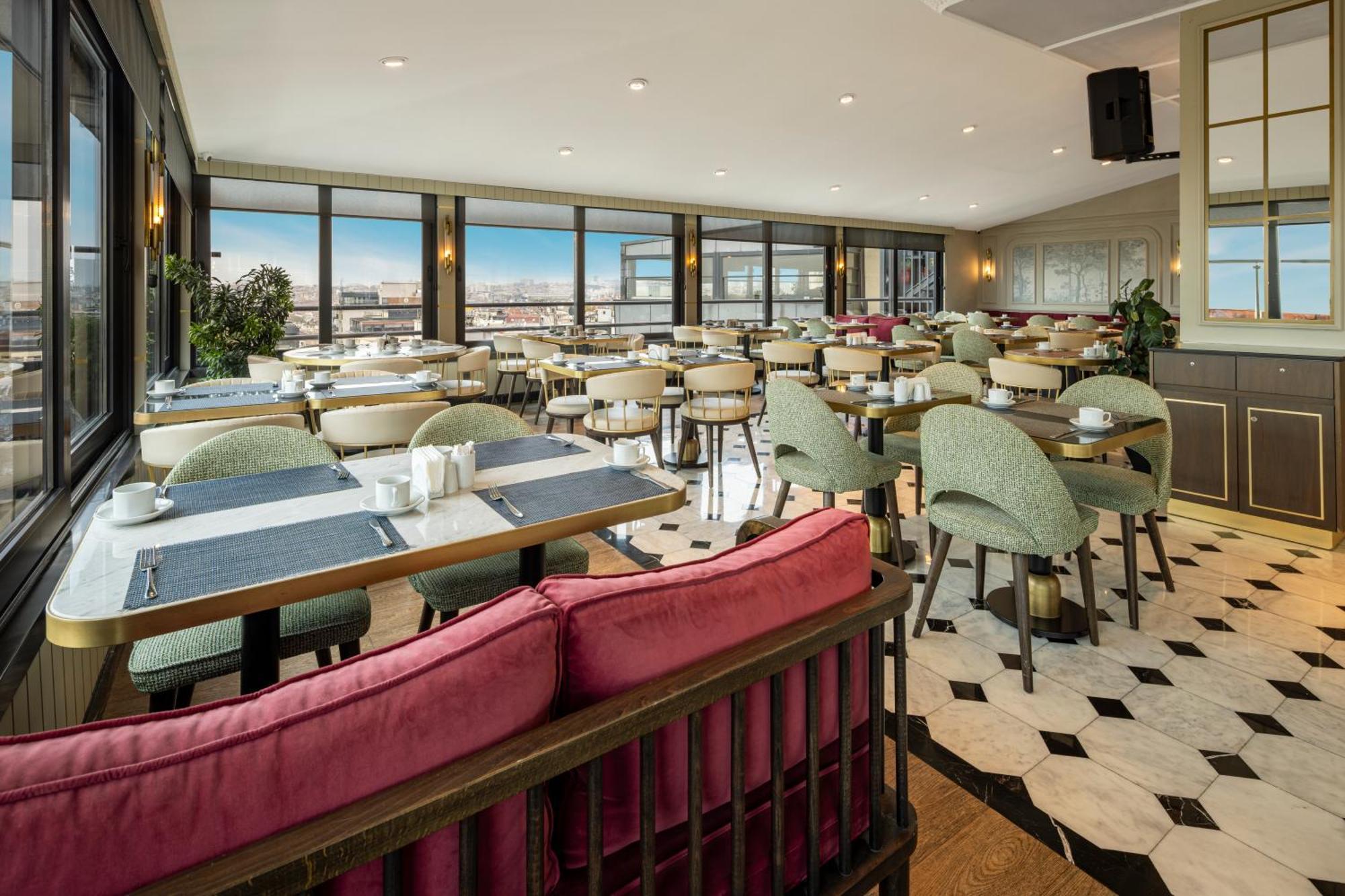 Zurich Hotel 4*