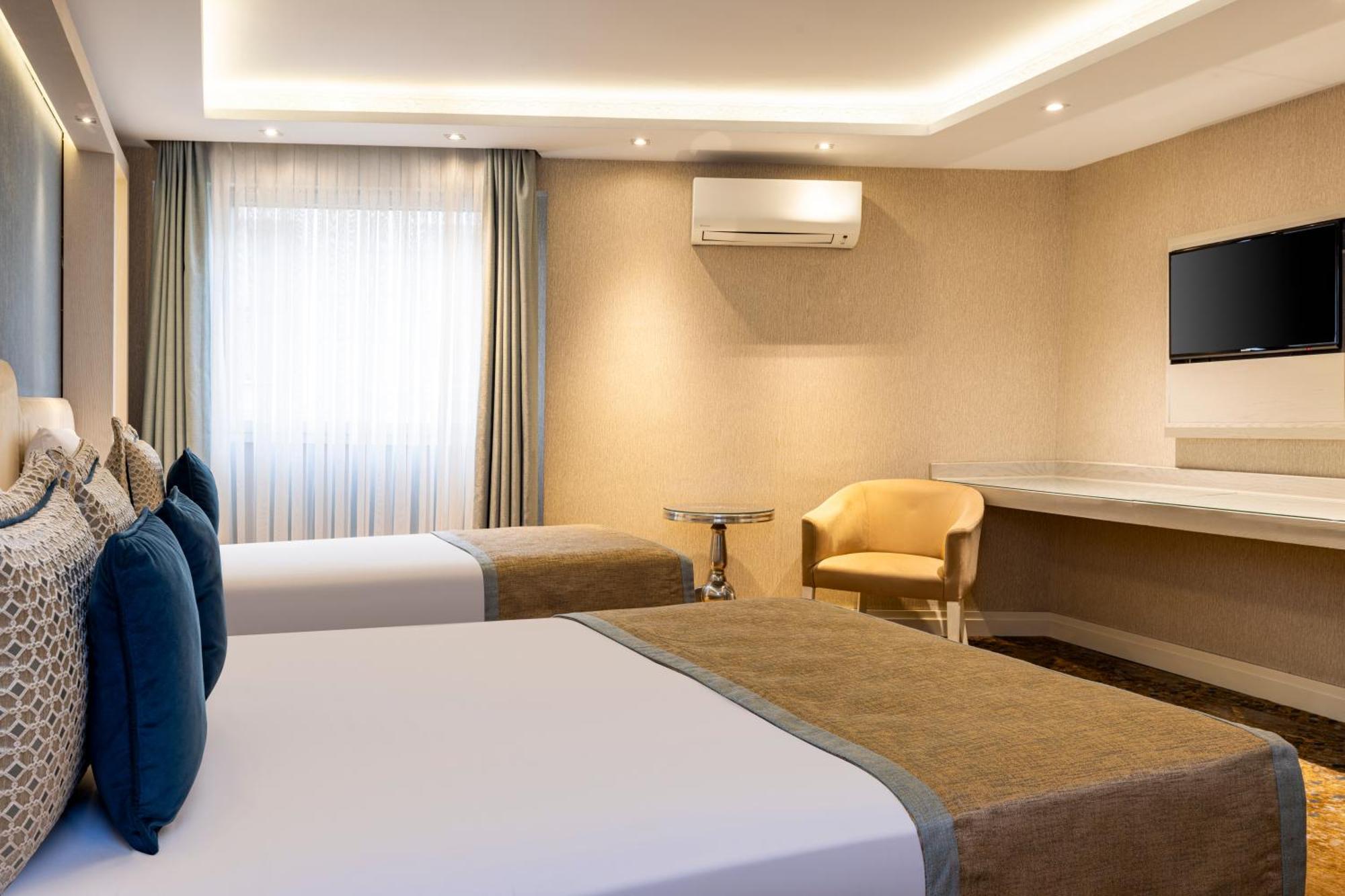 Hotel Zurich 4*